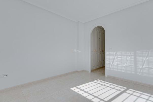 2 bed apartment in Orihuela