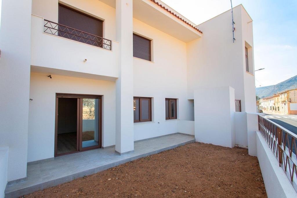 3 bed town_house in Hondón de las Nieves