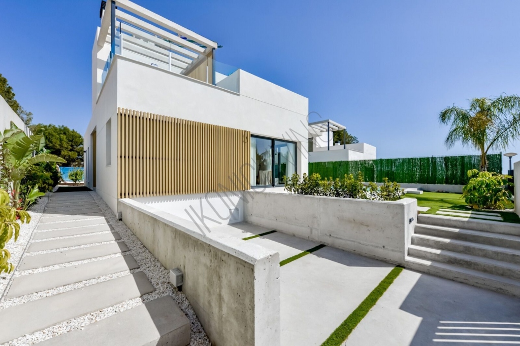 3 bed villa in Finestrat
