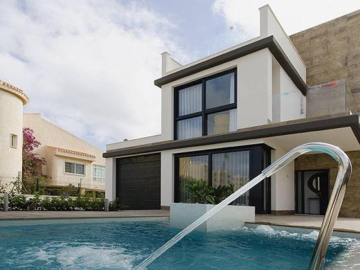 4 bed villa in Orihuela Costa