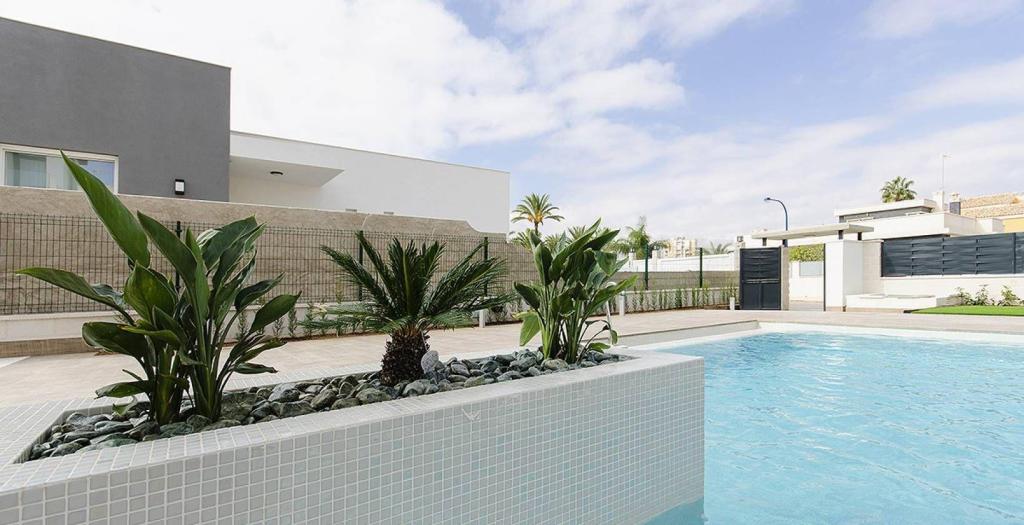 4 bed villa in Orihuela Costa