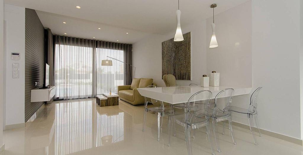 4 bed villa in Orihuela Costa