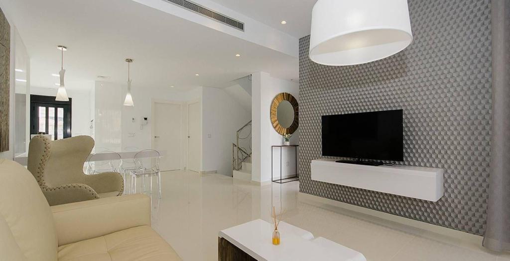 4 bed villa in Orihuela Costa