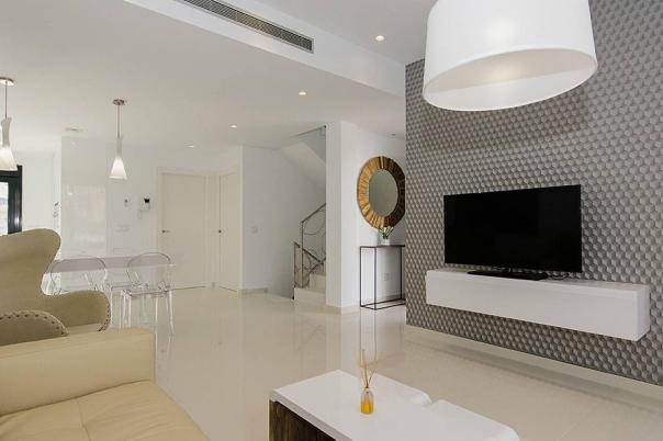 4 bed villa in Orihuela Costa
