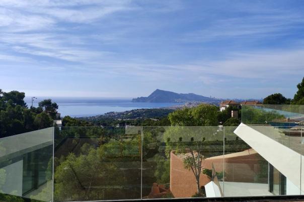 4 bed villas in Altea