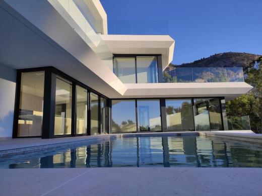 4 bed villas in Altea
