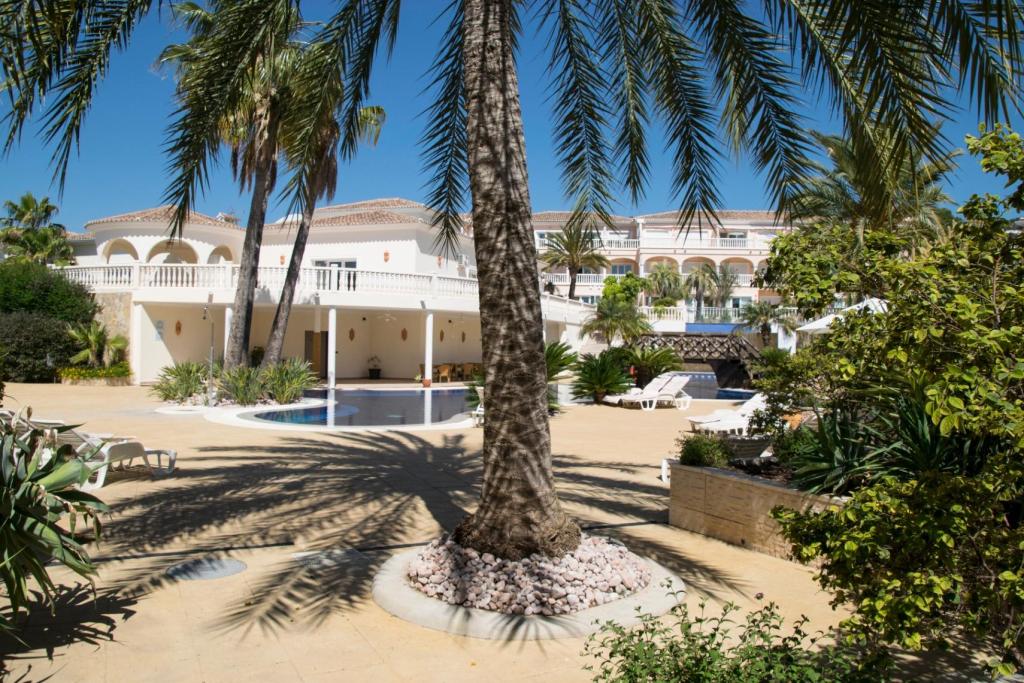2 bed apartment in Benissa