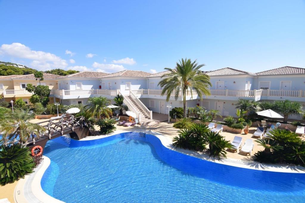 2 bed apartment in Benissa