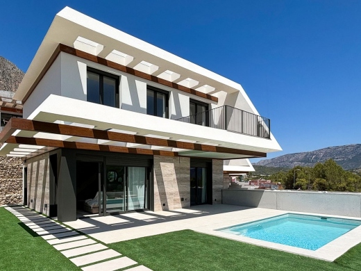 3 bed villa in Polop