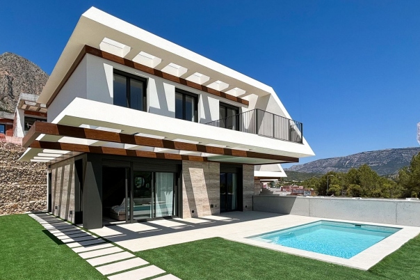 3 bed villa in Polop