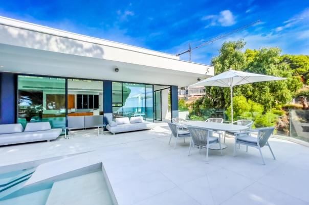 5 bed villa in Altea