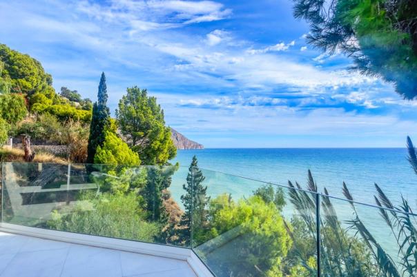 5 bed villa in Altea