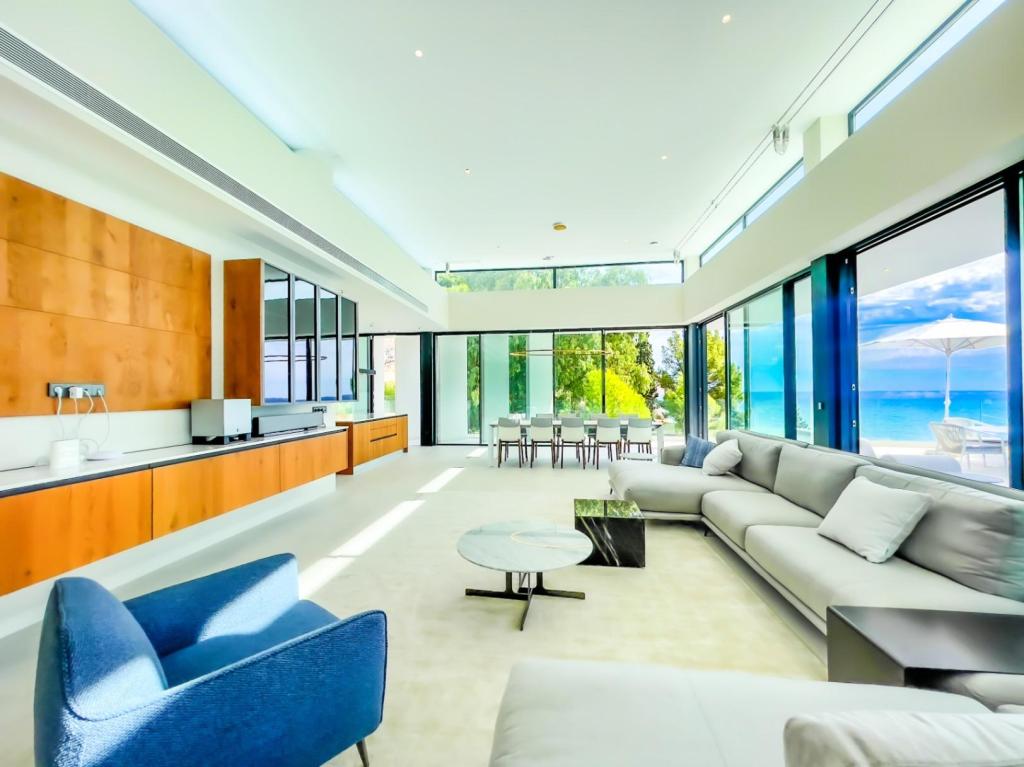 5 bed villa in Altea