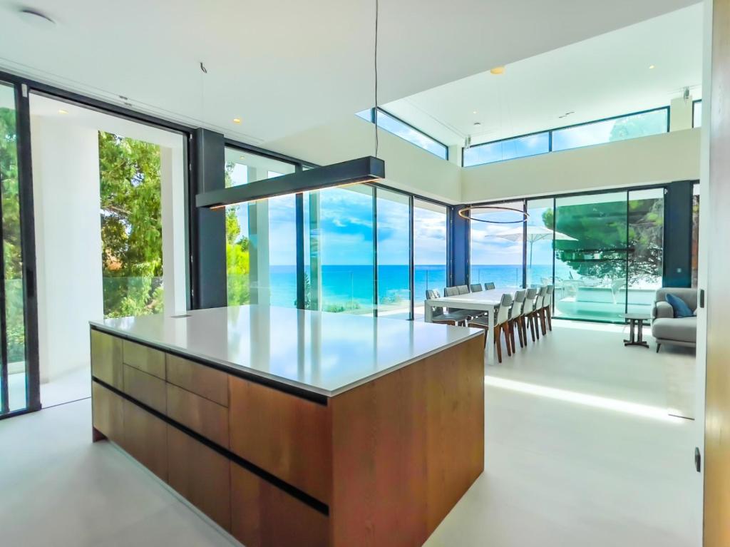 5 bed villa in Altea