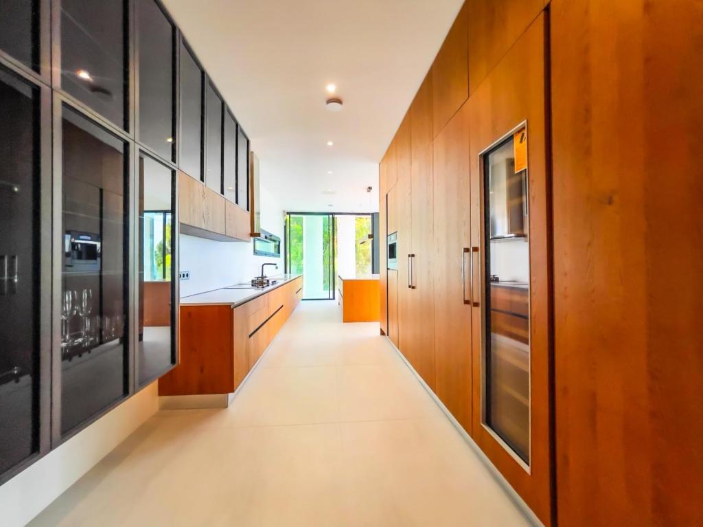 5 bed villa in Altea