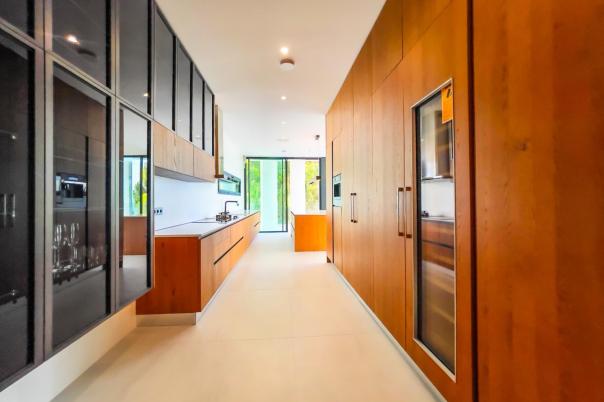 5 bed villa in Altea