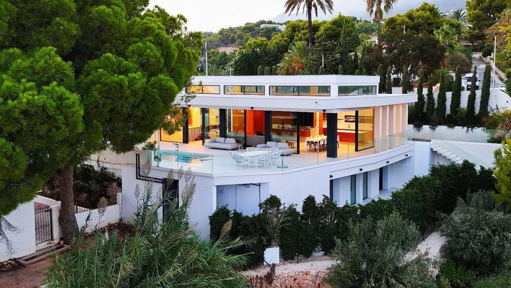 5 bed villa in Altea