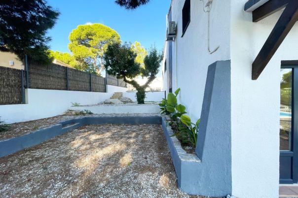5 bed casa / chalet in Calpe