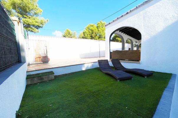 5 bed casa / chalet in Calpe