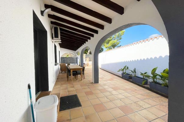 5 bed casa / chalet in Calpe
