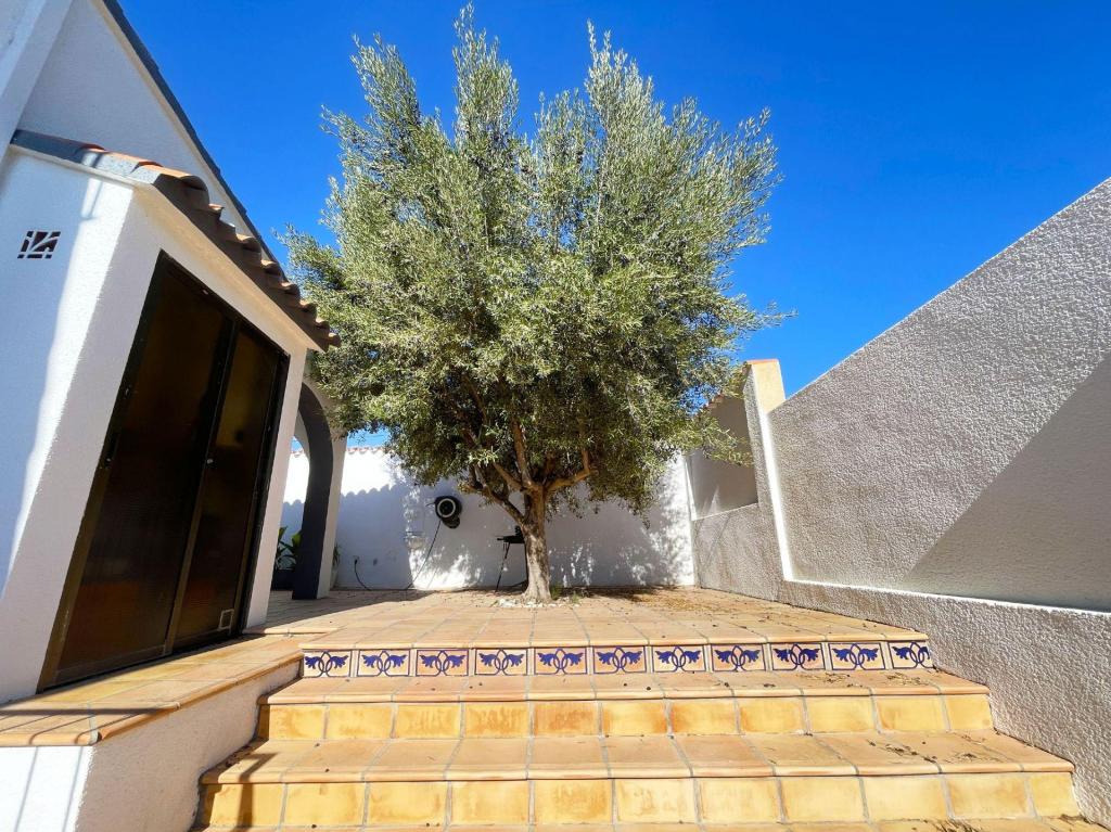 5 bed casa / chalet in Calpe