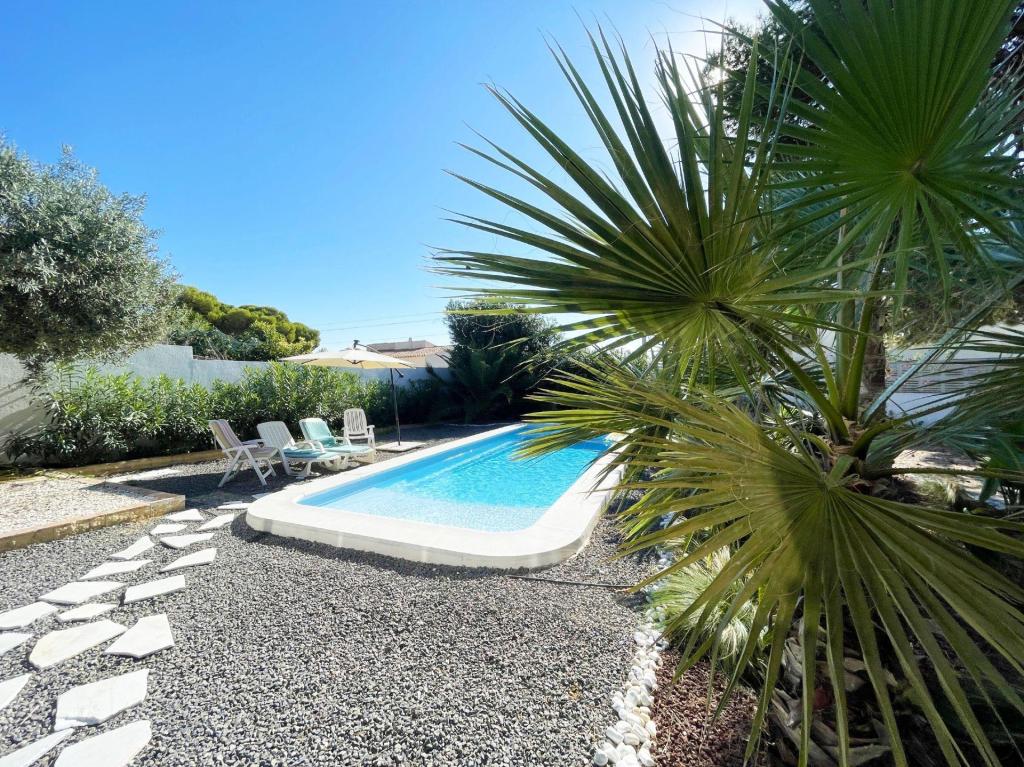 5 bed casa / chalet in Calpe