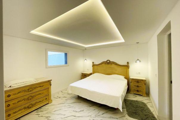 5 bed casa / chalet in Calpe