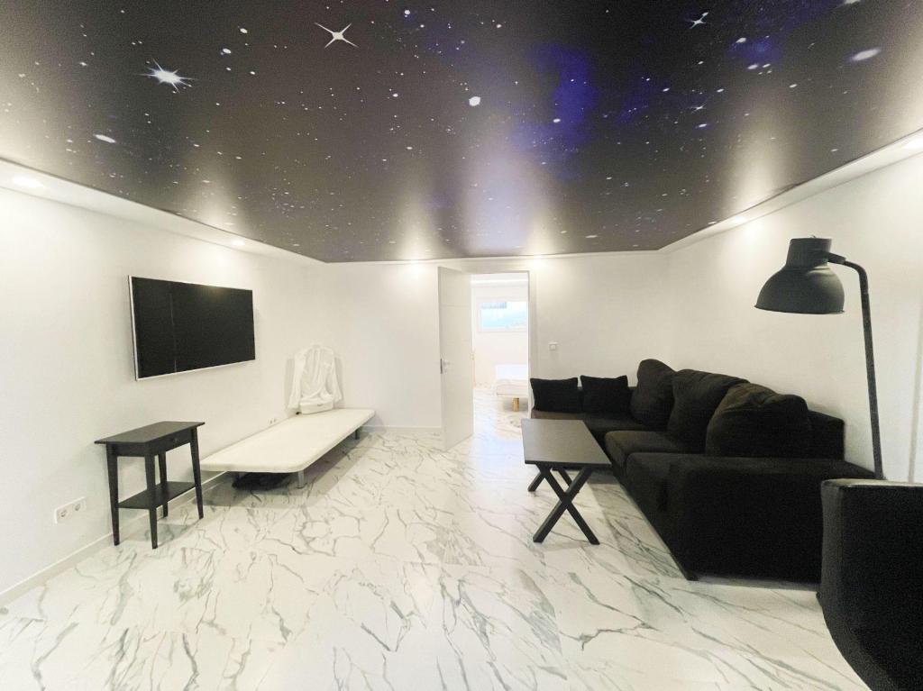 5 bed casa / chalet in Calpe