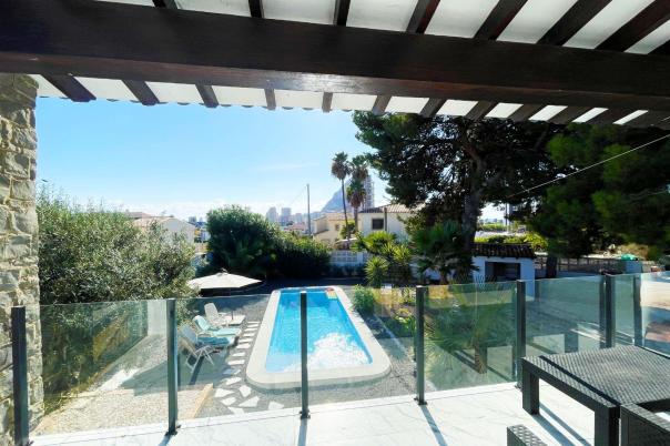 5 bed casa / chalet in Calpe