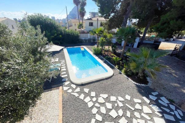5 bed casa / chalet in Calpe