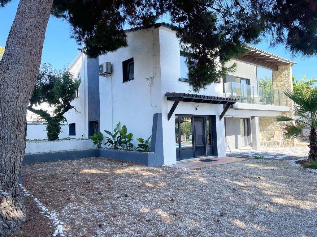 5 bed casa / chalet in Calpe
