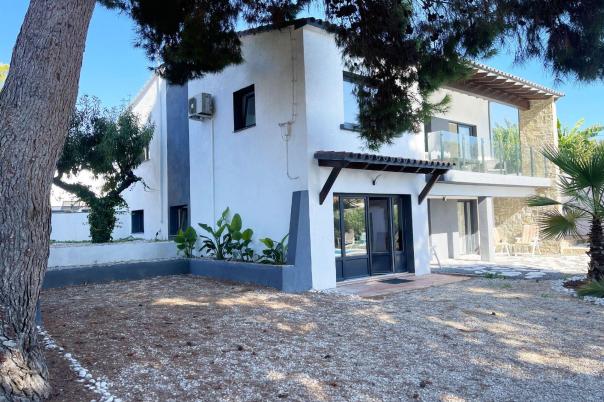 5 bed casa / chalet in Calpe
