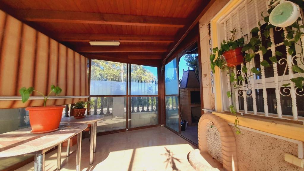 4 bed bungalow in Santa Pola