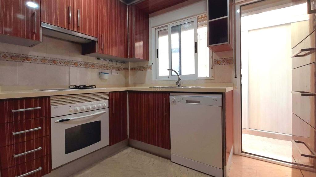 4 bed bungalow in Santa Pola