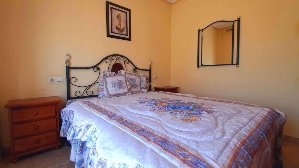 4 bed bungalow in Santa Pola