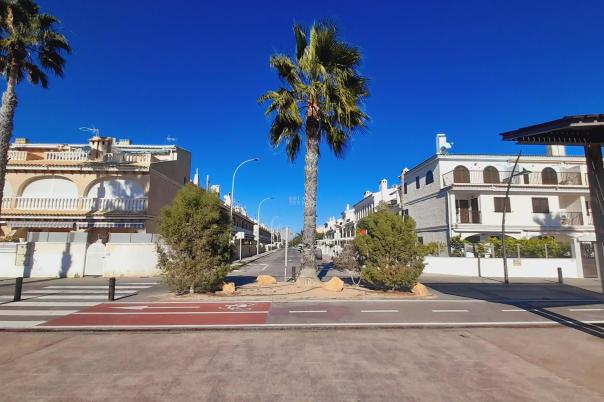 4 bed bungalow in Santa Pola