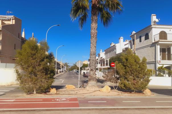 4 bed bungalow in Santa Pola