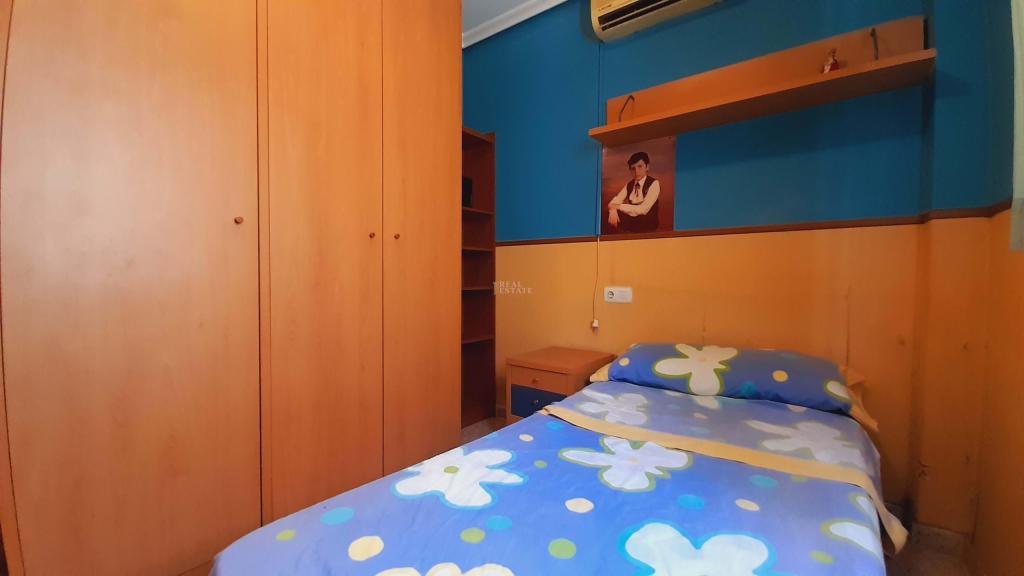 4 bed bungalow in Santa Pola