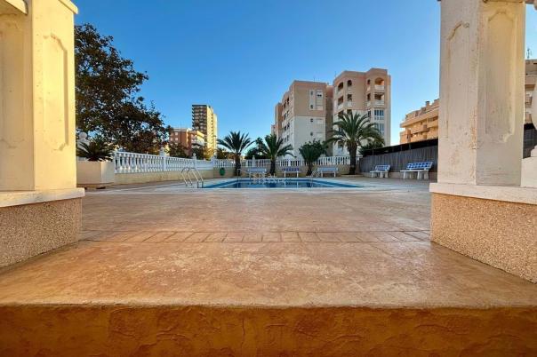 2 bed apartment in Alicante/Alacant