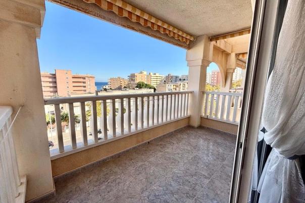 2 bed apartment in Alicante/Alacant