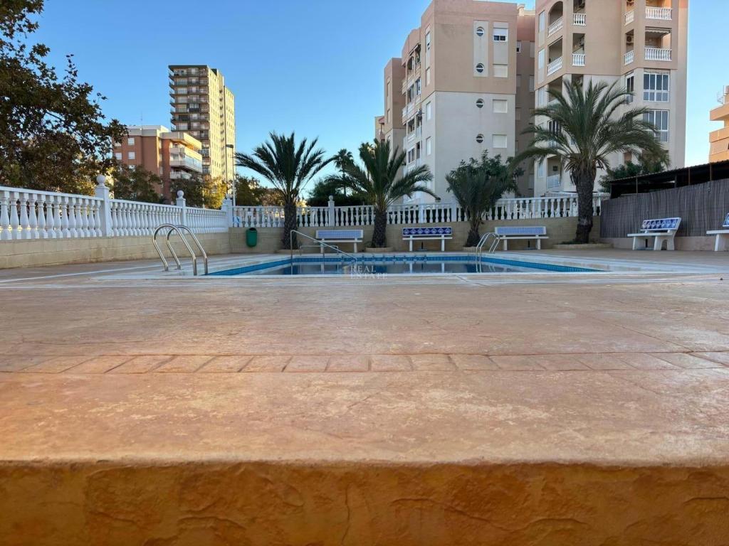 2 bed apartment in Alicante/Alacant