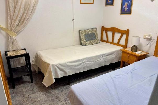 2 bed apartment in Alicante/Alacant