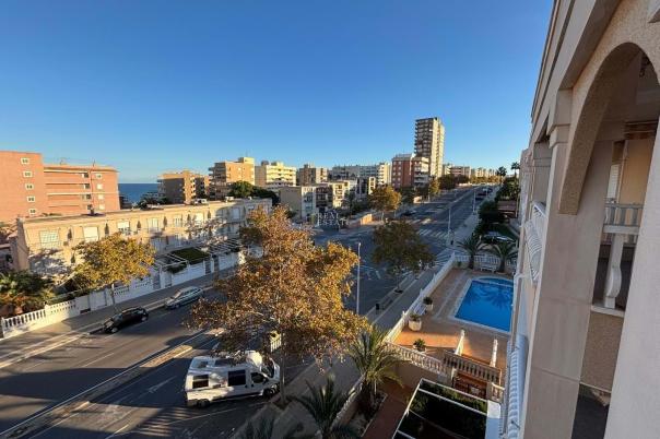 2 bed apartment in Alicante/Alacant