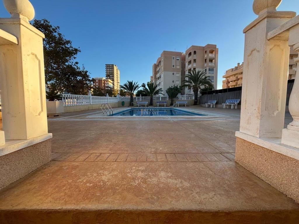 2 bed apartment in Alicante/Alacant