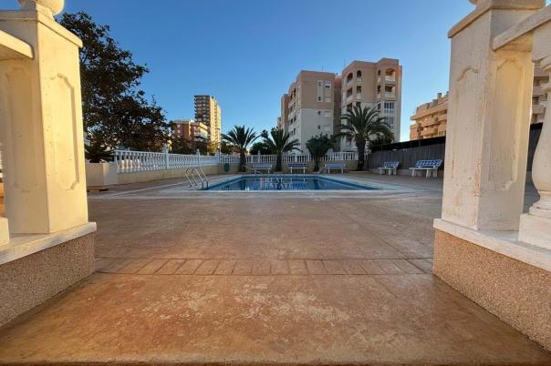 2 bed apartment in Alicante/Alacant