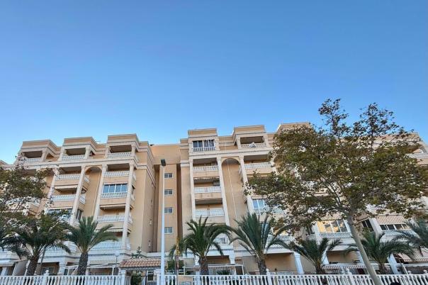 2 bed apartment in Alicante/Alacant