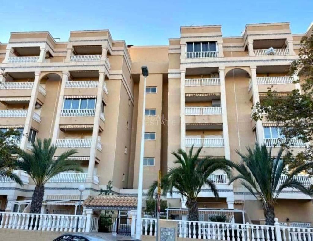 2 bed apartment in Alicante/Alacant
