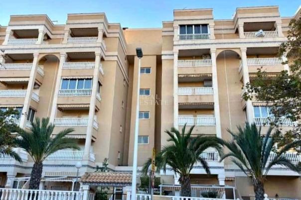 2 bed apartment in Alicante/Alacant