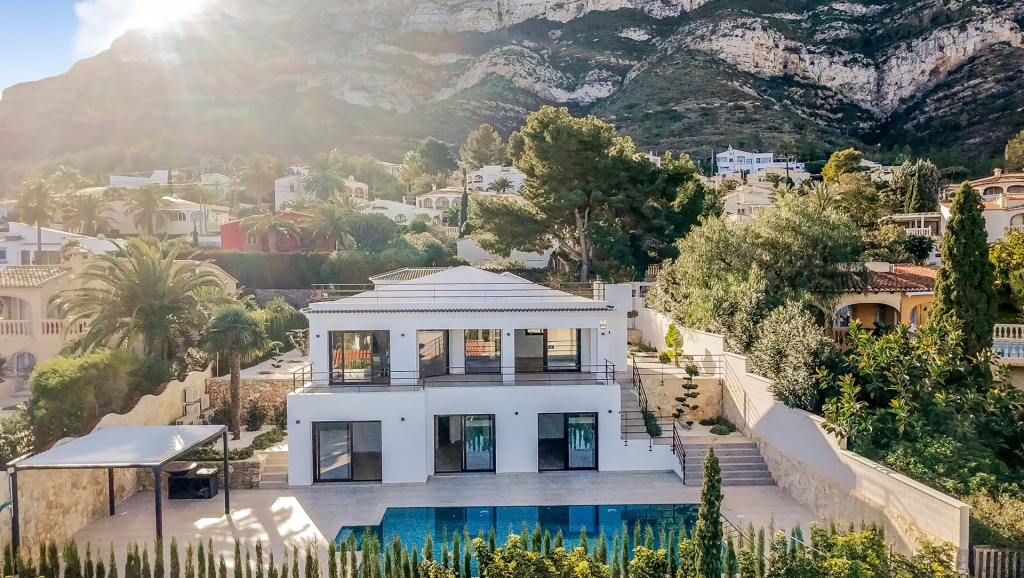4 bed villa in Denia