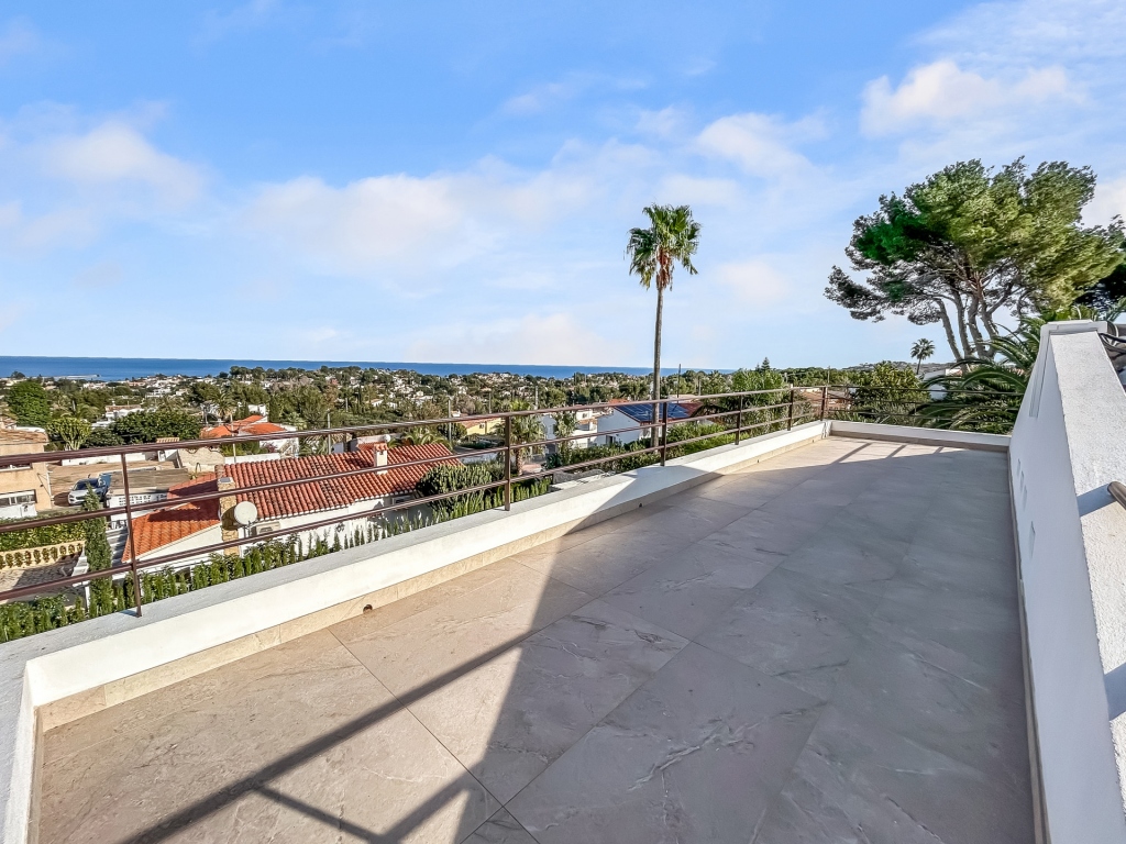4 bed villa in Denia